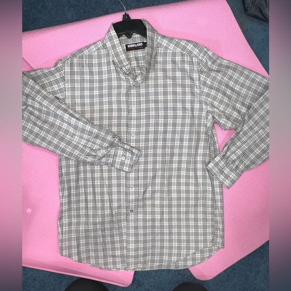 Set of 2 : Kirkland Premium Button-down Shirts size: L - Picture 9 of 9